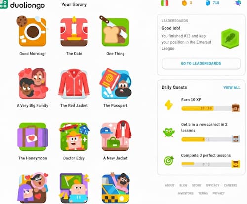 Die Duolingo Stories-Funktion bietet kurze, interaktive Geschichten für lebendige Alltagssituationen