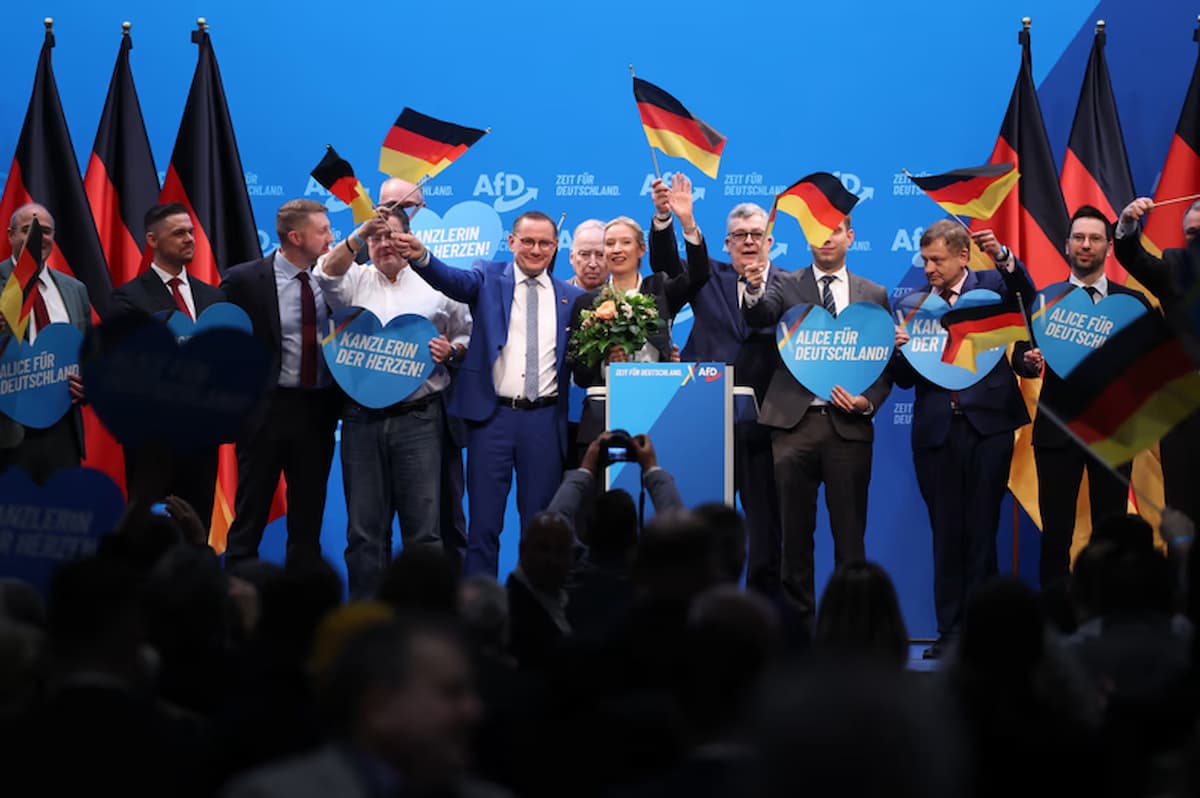 Politische Lieder: Songs mit starker Botschaft