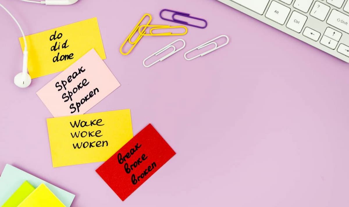 Unregelmäßige Verben im Deutschen: Regeln, Beispiele und hilfreiche Erklärungen