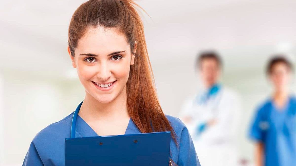 Wie viel verdient man als MFA? Ausbildungsvergütung, Gehalt, Tarifvertrag & Entwicklungschancen