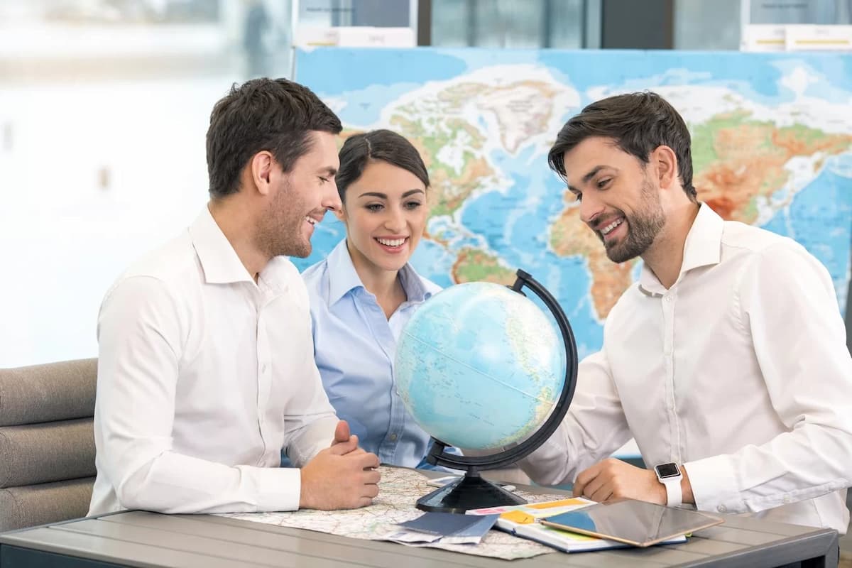 Ausbildung Tourismuskauffrau/-mann: Der Weg zum Experten für unvergessliche Reisen