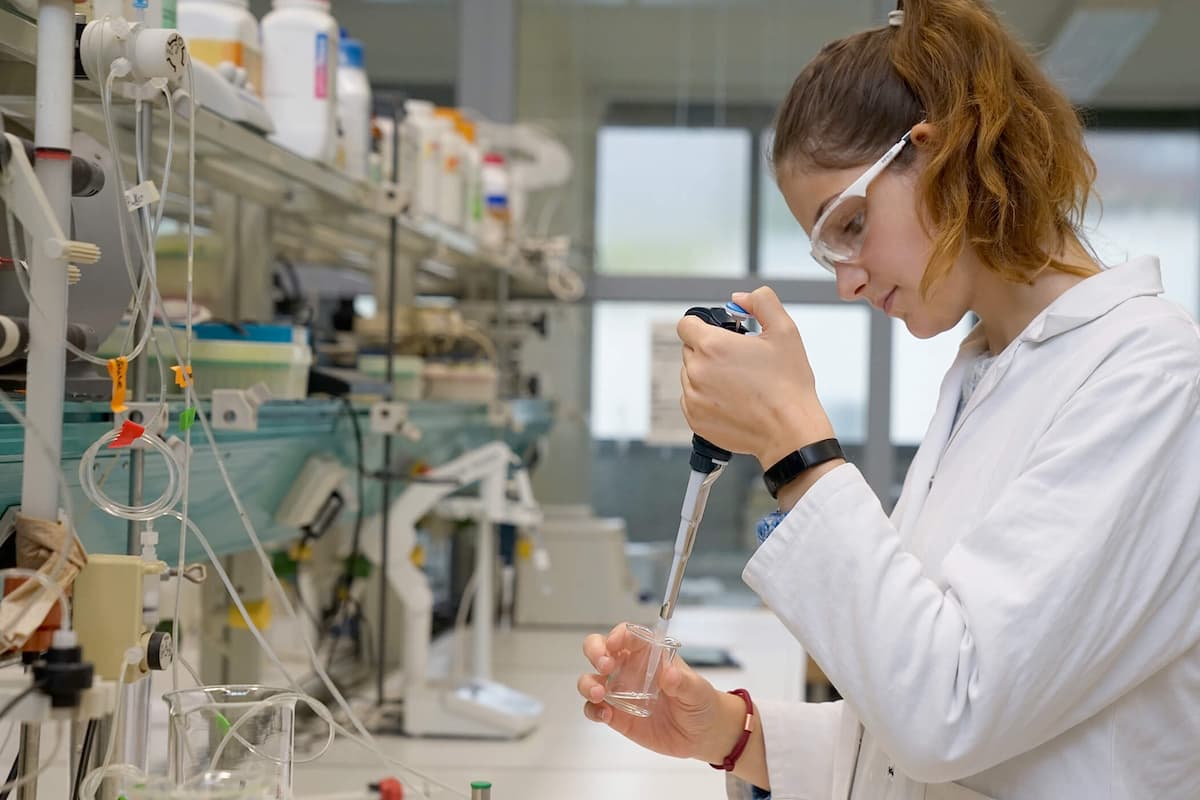 Biologielaborant Ausbildung: Ein Blick hinter die Kulissen der Forschung und Medizin