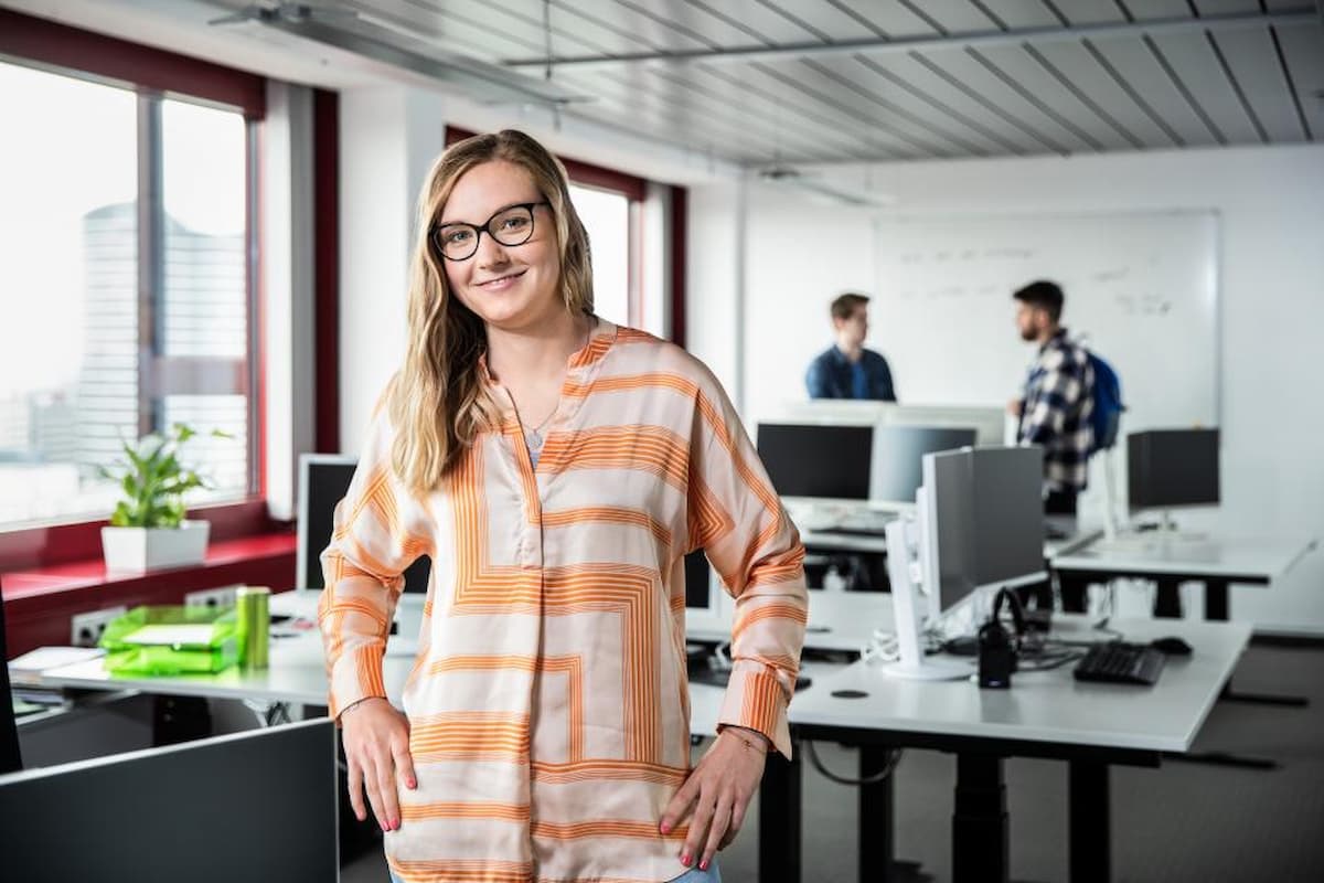 Duales Studium Wirtschaftsinformatik: Die Verbindung von Business und IT – Einstieg, Gehalt und Karriere