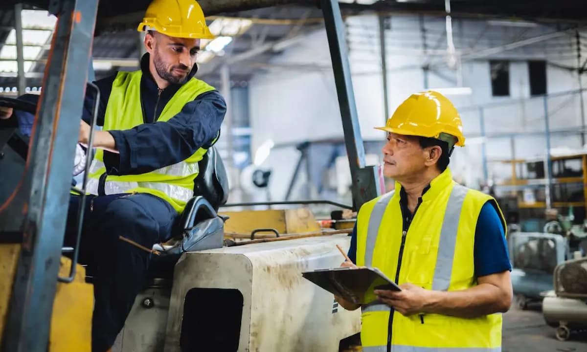 Fachlagerist Ausbildung Gehalt – Dauer & Voraussetzungen
