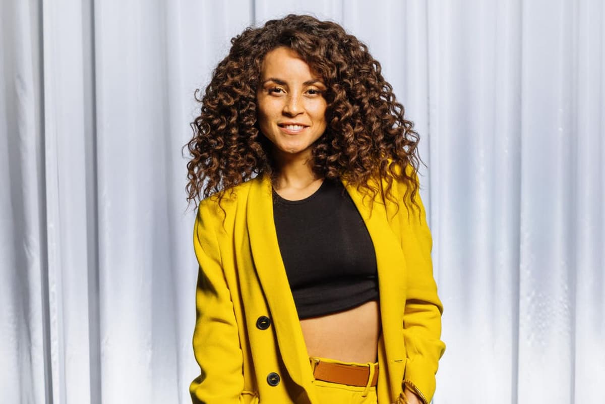 Miss Germany 2022: Domitila Barros – Vom Engagement in der Favela zum globalen Aktivismus