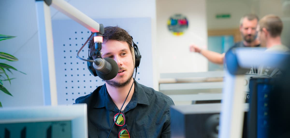 Synchronsprecher werden: So klappt der Einstieg in den Traumberuf Stimme