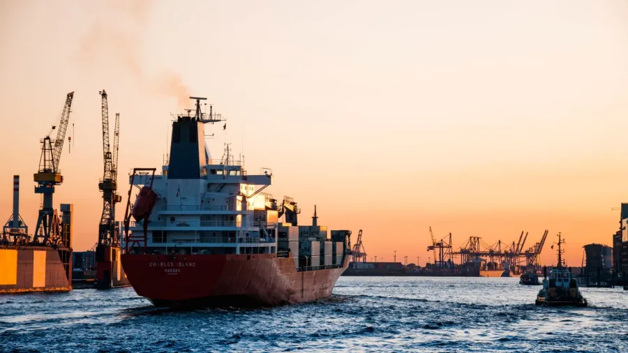 Shipping premiums stay elevated despite Hormuz recovery